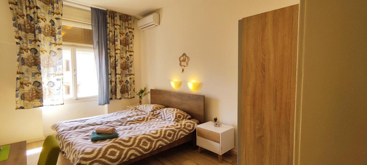 Fluminis Rooms Rijeka Bagian luar foto